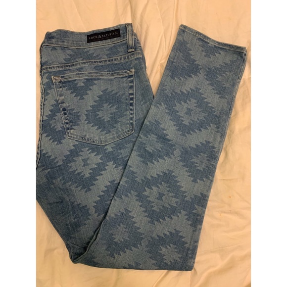 Rock & Republic Aztec Jeans - Picture 2 of 5